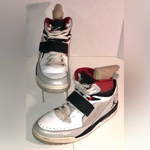 NIKE Air Jordan Flight TR 97 654265-104 Basketball Shoes White Red Men's Size: 8